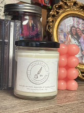 Load image into Gallery viewer, love bomb candle – 9oz