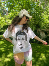 Load image into Gallery viewer, i wanna k*ll her โ unisex comfort colors tee