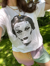 Load image into Gallery viewer, i wanna k*ll her โ unisex comfort colors tee