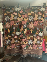 Load image into Gallery viewer, custom surprise song flowers woven blanket (Liverpool - Vancouver)