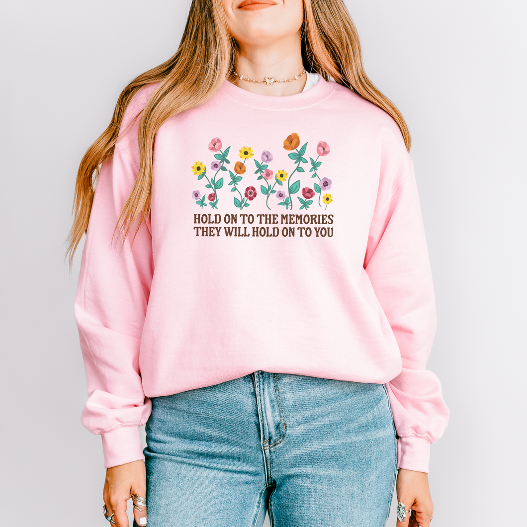 hold on to the memories  – unisex gildan crewneck